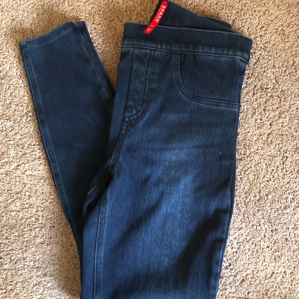 Woman’s Leggings